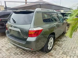 Toyota Highlander Limited 2009 Green