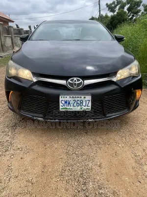 Toyota Camry SE 4dr Sedan (2.5L 4cyl 6A) 2015 Black