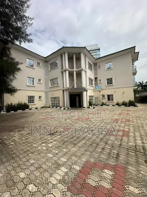 10bdrm Duplex in Jabi for sale