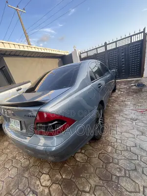 Mercedes-Benz C200 2006 Gray