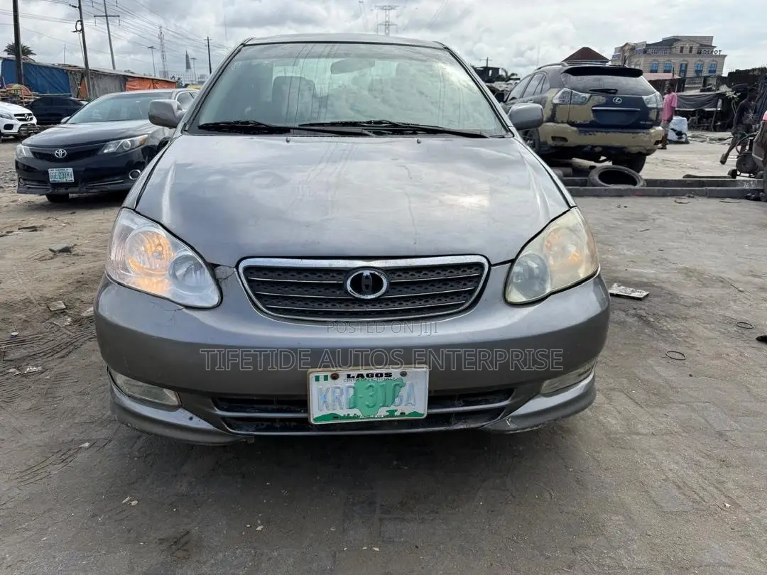 Toyota Corolla 2003 Gray