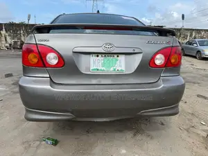 Toyota Corolla 2003 Gray