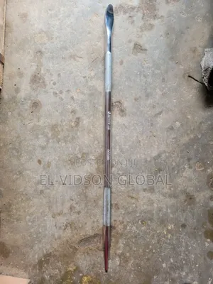 Aligning Pry Bar