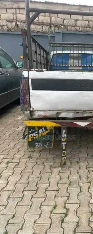 Nissan Hardbody 1994 Green