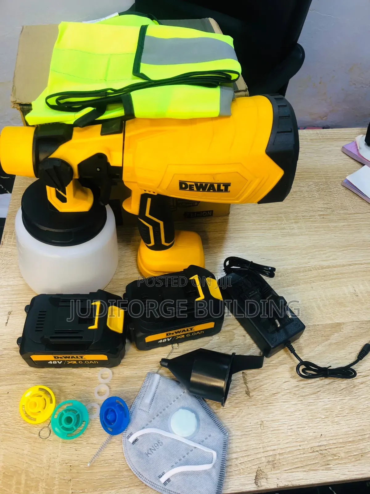 Cordless Spraying Gun