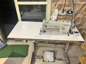 Industrial Sewing Machine