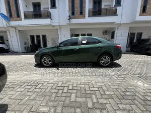 Toyota Corolla LE Eco Plus 4dr Sedan (1.8L 4cyl CVT) 2015 Green
