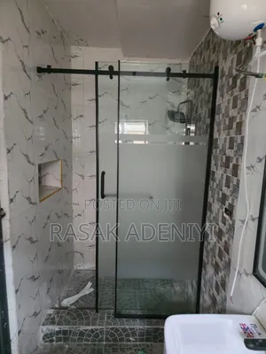 Sliding Shower Cubicle Door