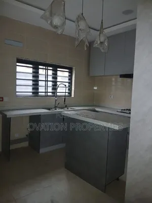 5bdrm Duplex in Surulere, Lawanson for rent