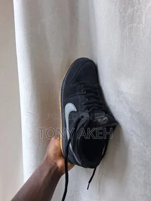 Original Nike SB Dunk Low Pro