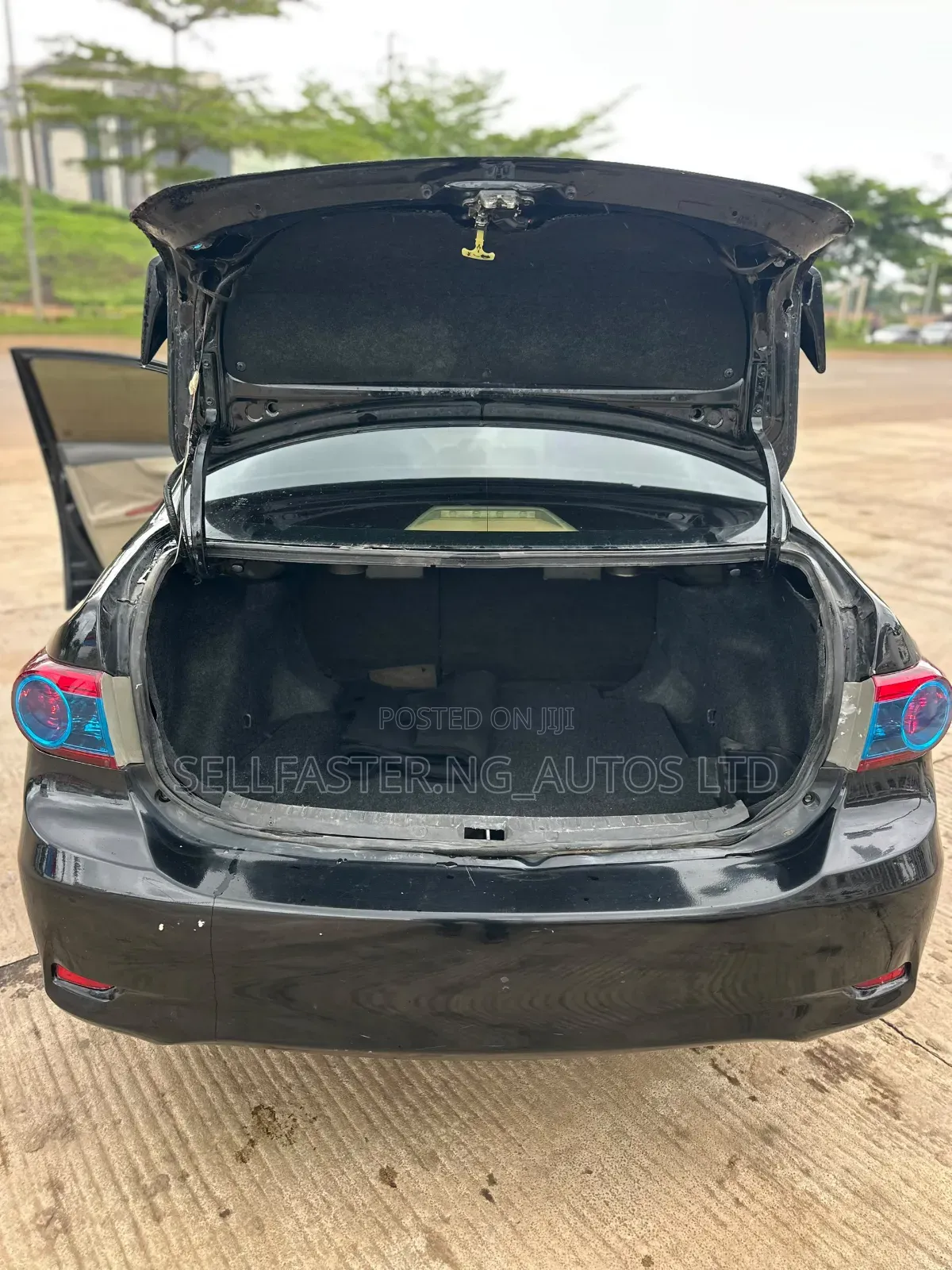 Toyota Corolla 2010 Black