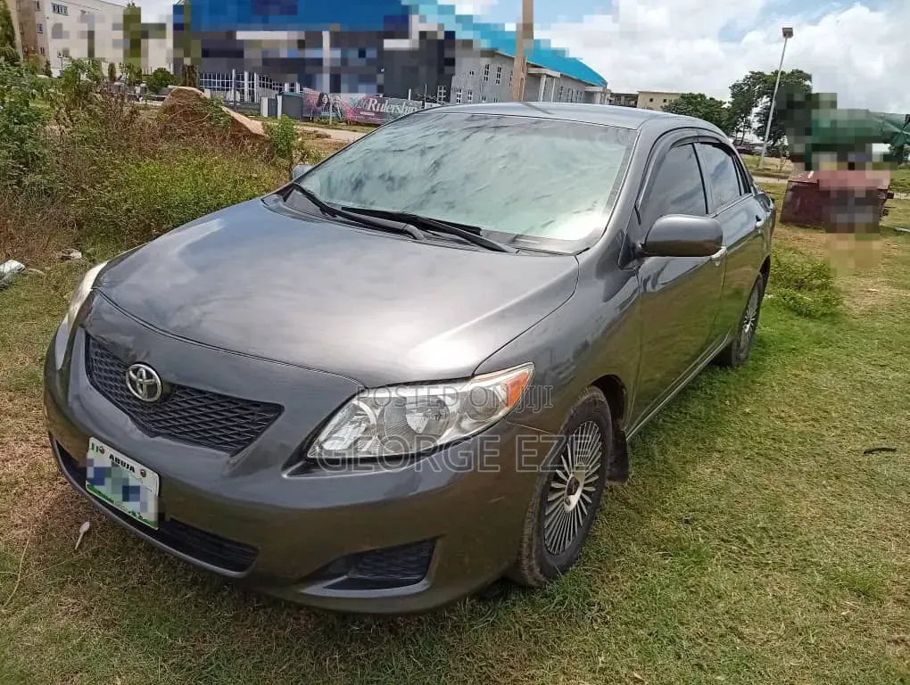 Toyota Corolla 2010 Gray