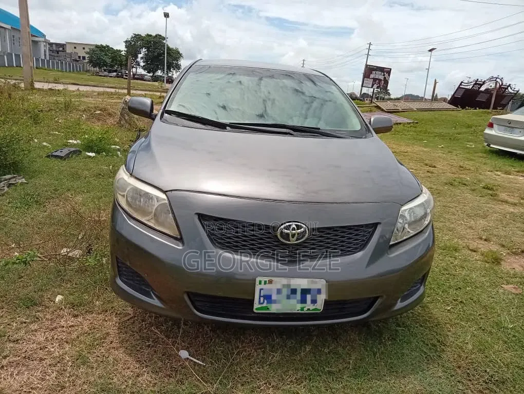 Toyota Corolla 2010 Gray