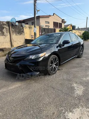 Toyota Camry SE FWD 2020 Black