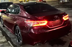 Toyota Camry XSE (2.5L 4cyl 8A) 2019 Red