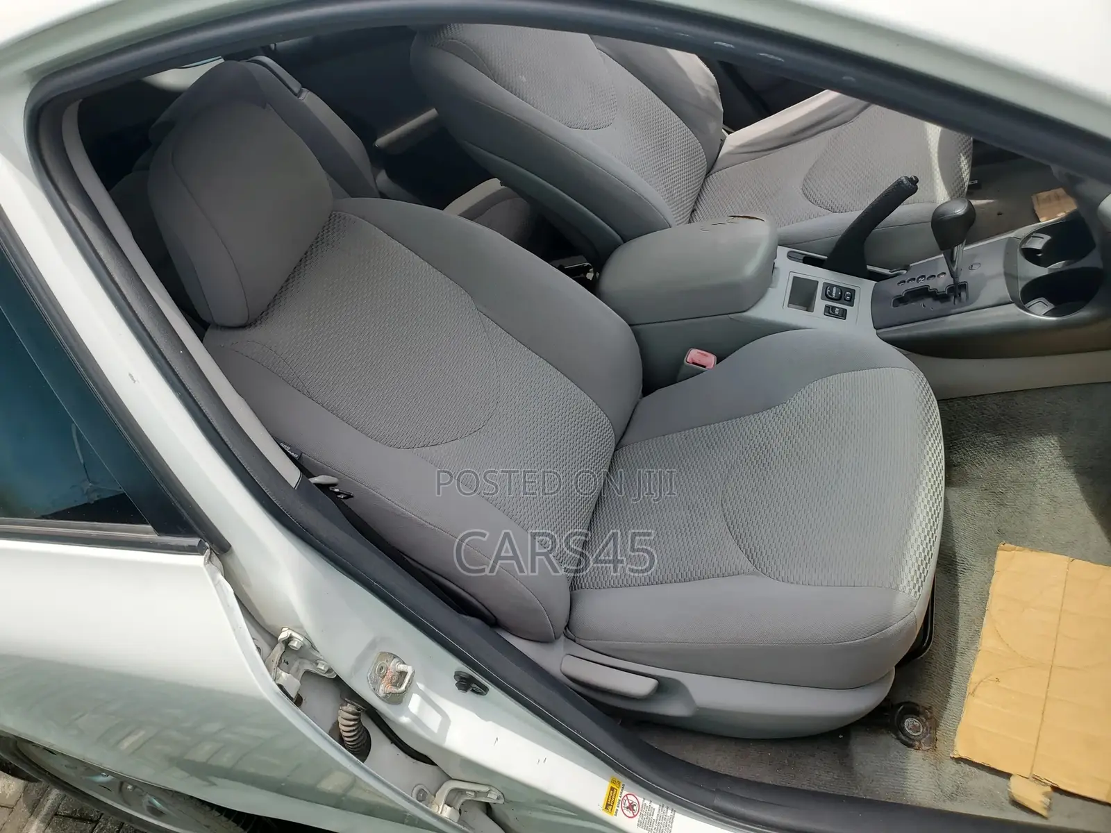 Toyota RAV4 2011 White