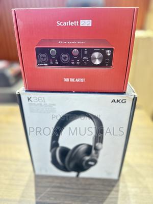 Scarlett 2i2 3rd Gen Soundcard AKG Headphone