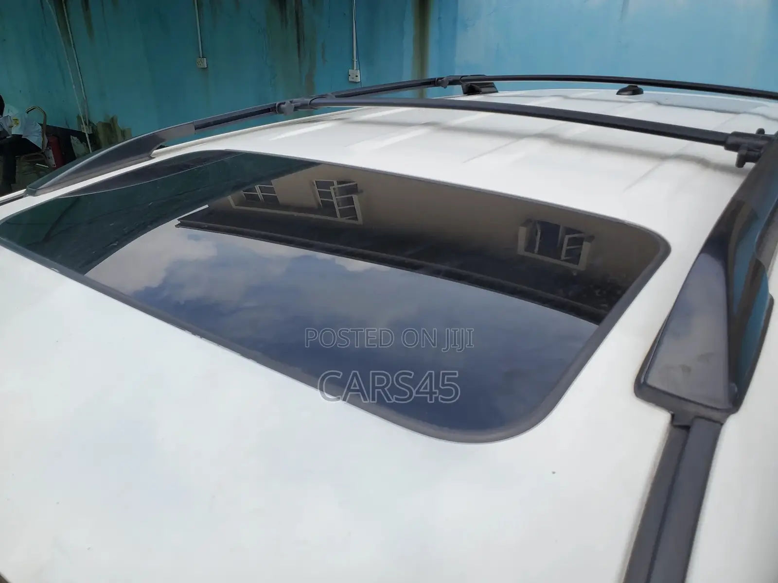 Toyota RAV4 2011 White