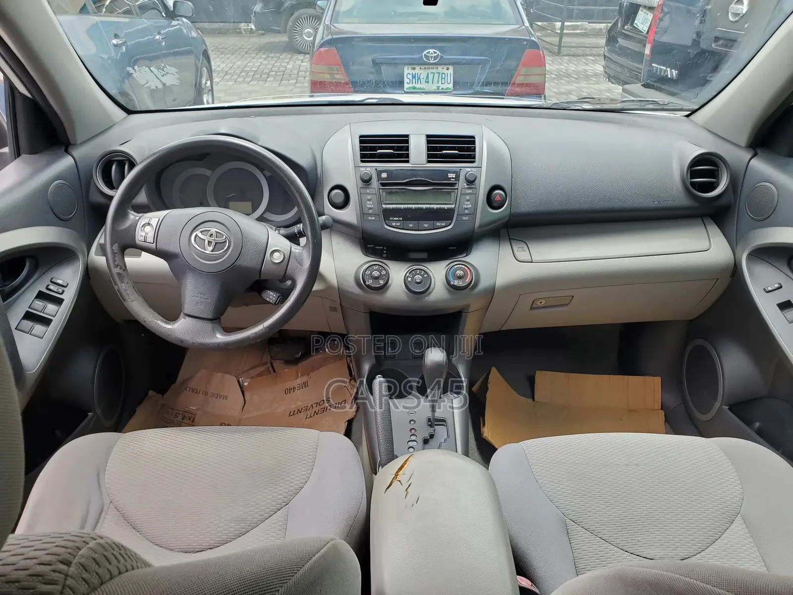 Toyota RAV4 2011 White