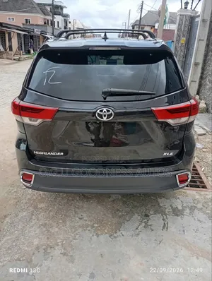 Toyota Highlander 2016 Black