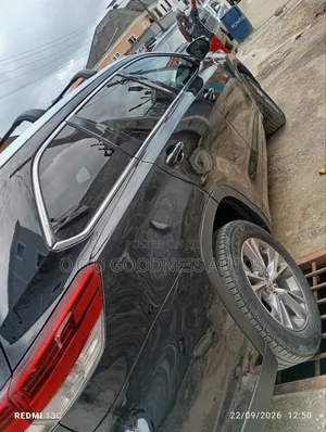 Toyota Highlander 2016 Black