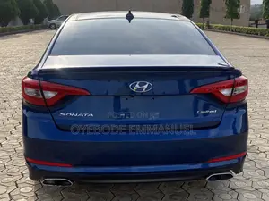 Hyundai Sonata Limited 4dr Sedan (2.4L 4cyl 6A) 2015 Blue