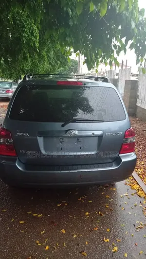 Toyota Highlander Limited V6 2005 Blue