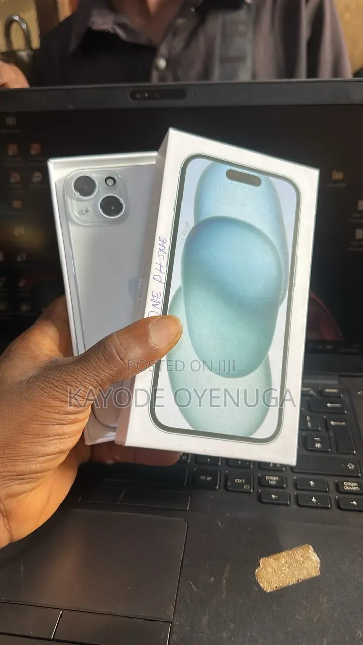 Apple iPhone 15 128 GB White