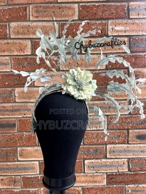 Mint Green Feather Facinator