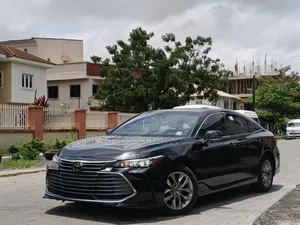 Toyota Avalon XLE 2021 Black