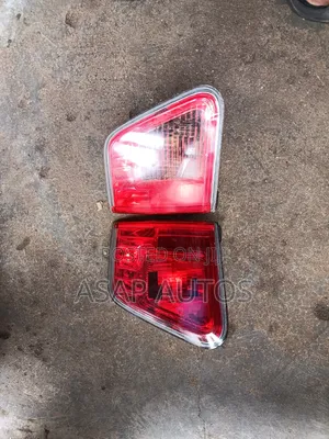 Booth Light for Avensis 2010 - 2012