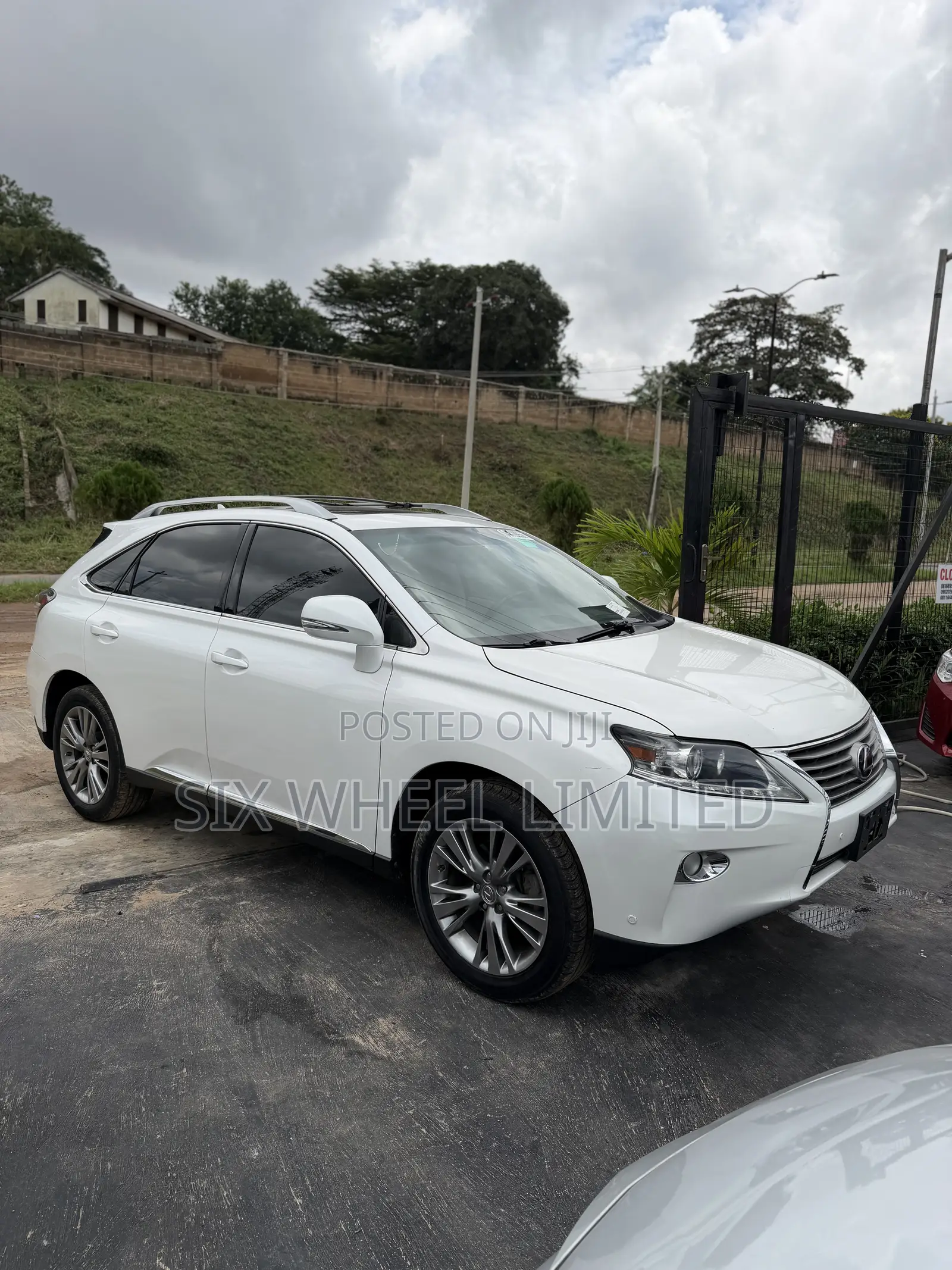 Lexus RX 350 FWD 2013 White