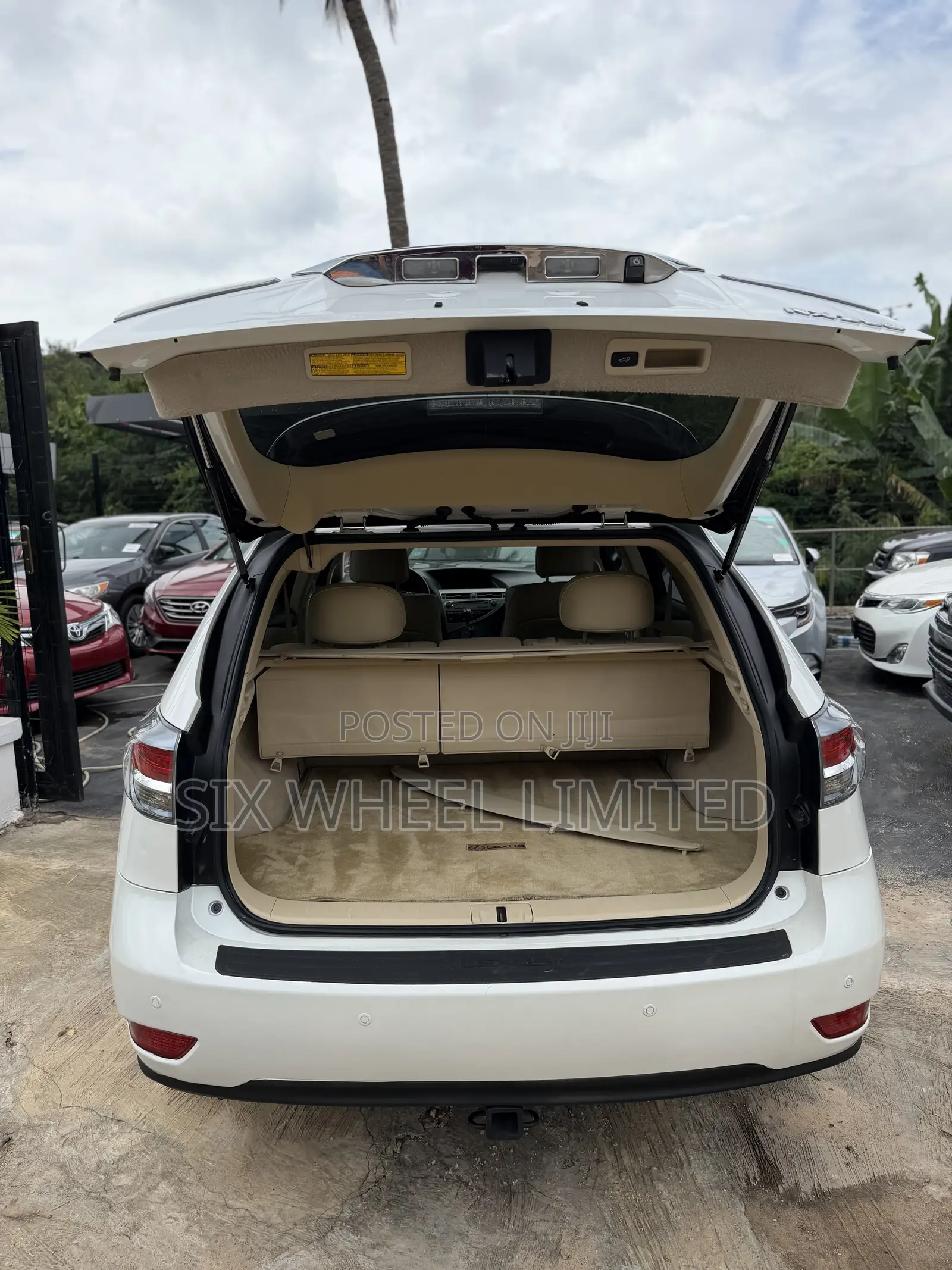 Lexus RX 350 FWD 2013 White