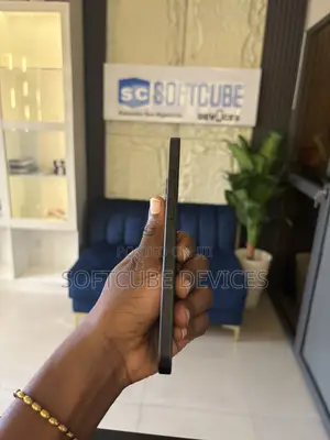 Apple iPhone 16 Plus 128 GB Black
