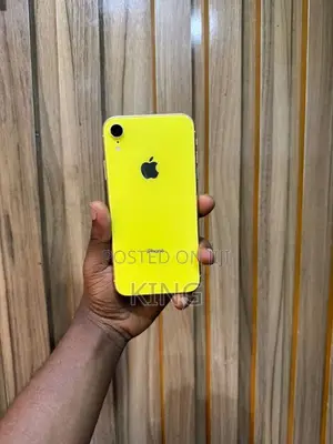 Apple iPhone XR 64 GB Yellow