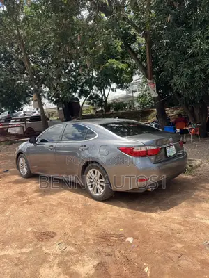 Lexus ES 350 FWD 2014 Gray