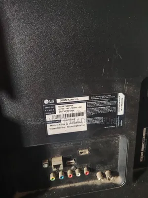 50 Inch LG TV(with Damaged Screen)