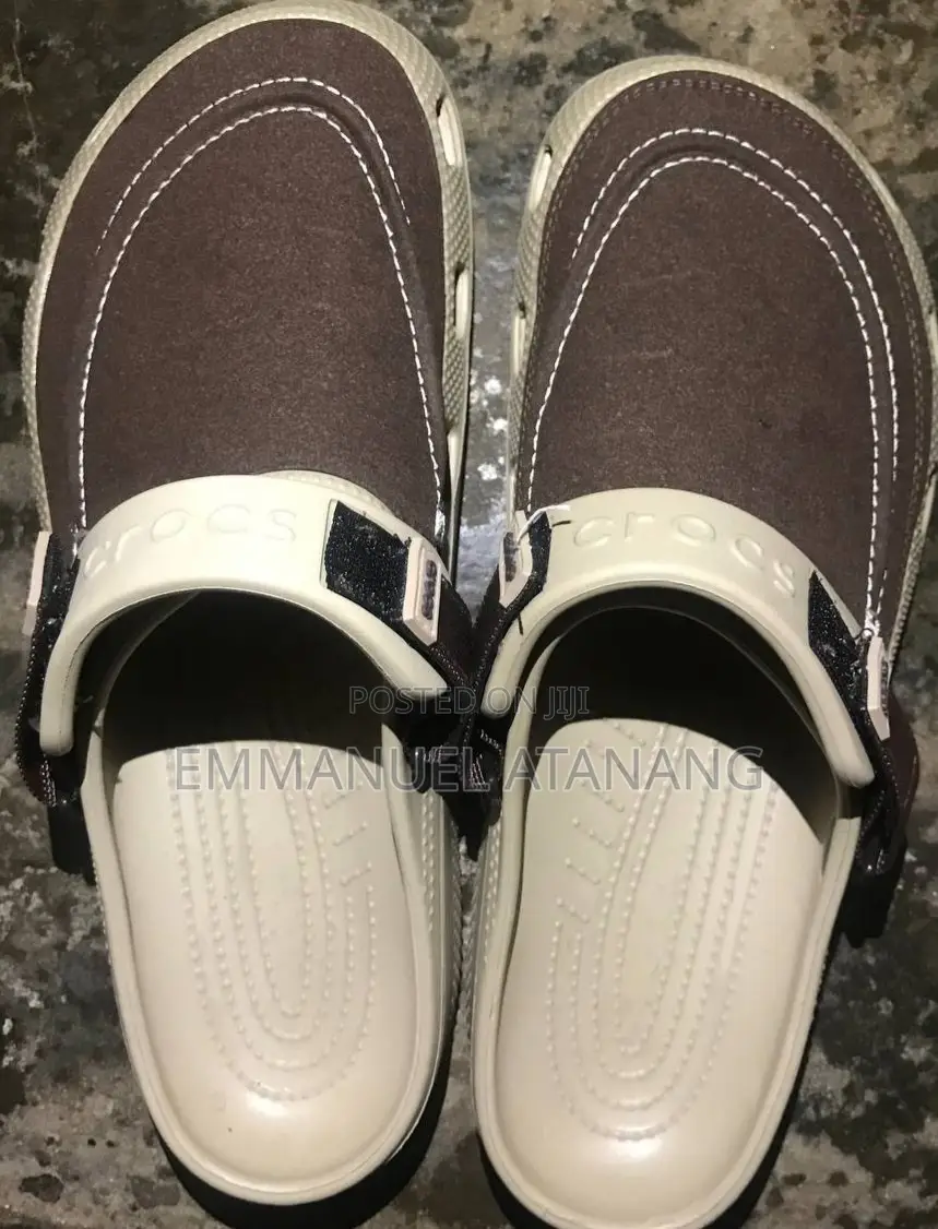 CROCS Size 45