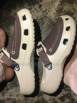 CROCS Size 45