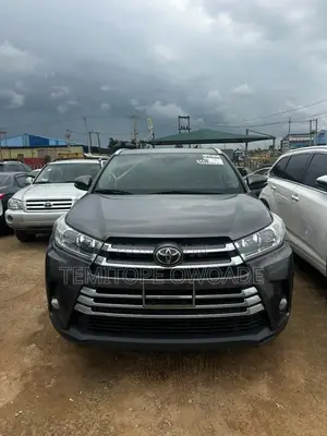 Toyota Highlander Limited 4x4 V6 (3.5L 6cyl 8A) 2018 Gray