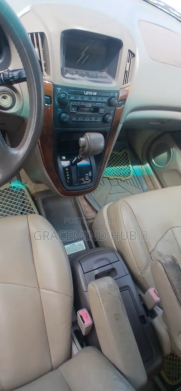 Lexus RX 2000 Green