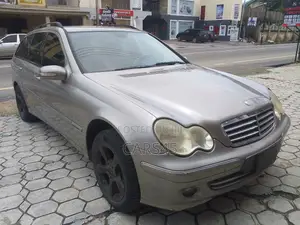 Mercedes-Benz C180 2002 Brown