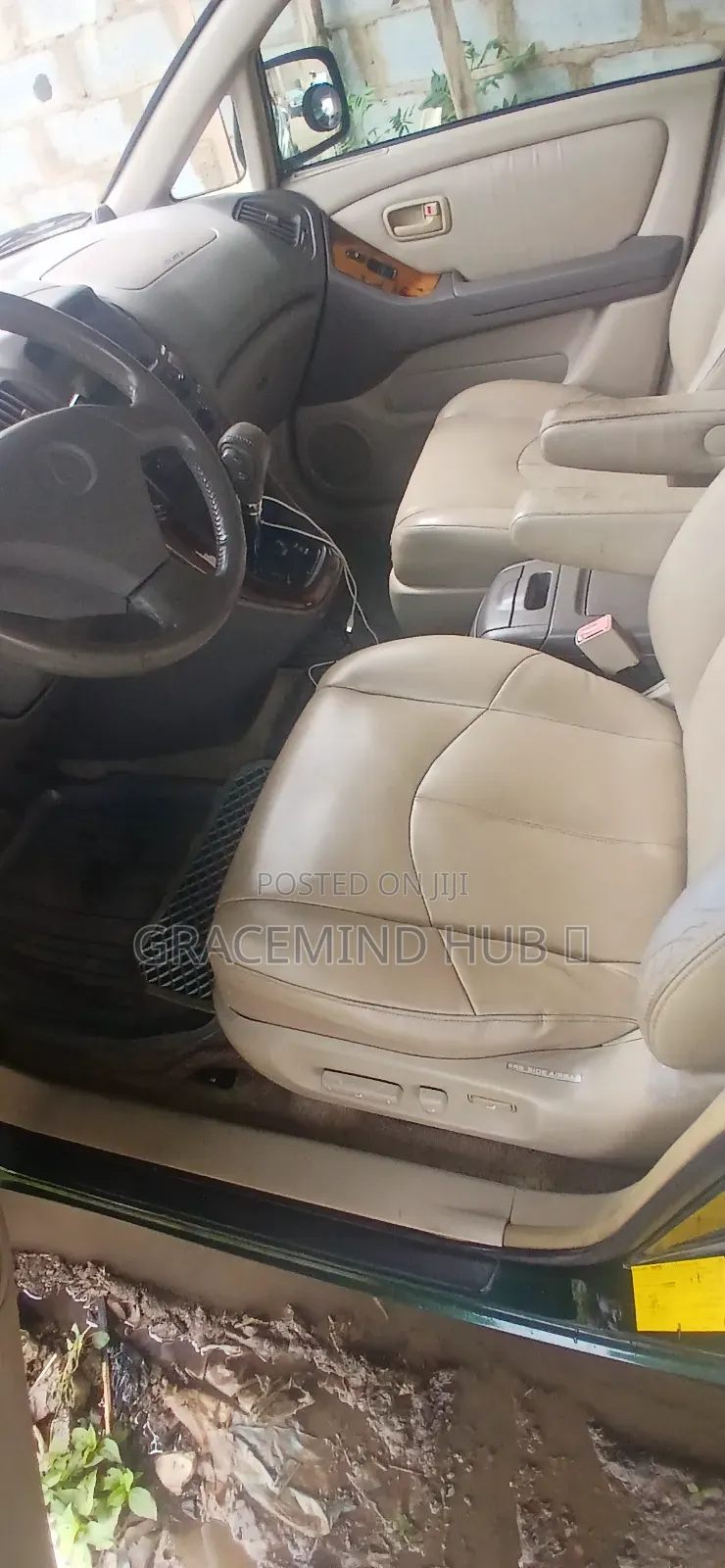 Lexus RX 2000 Green