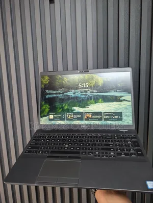 Laptop Dell Latitude 5500 8GB Intel Core i5 SSD 256GB