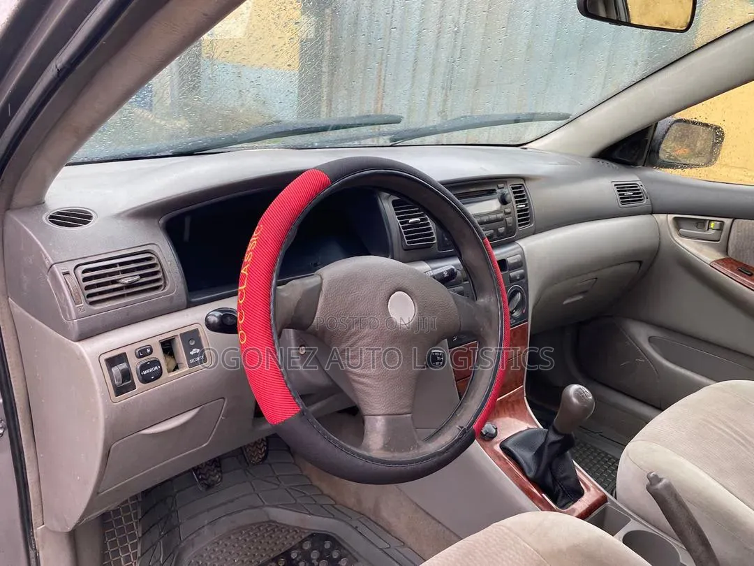 Toyota Corolla 2007 Gray