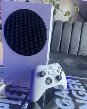 Xbox Series S 512GB With Original Controller