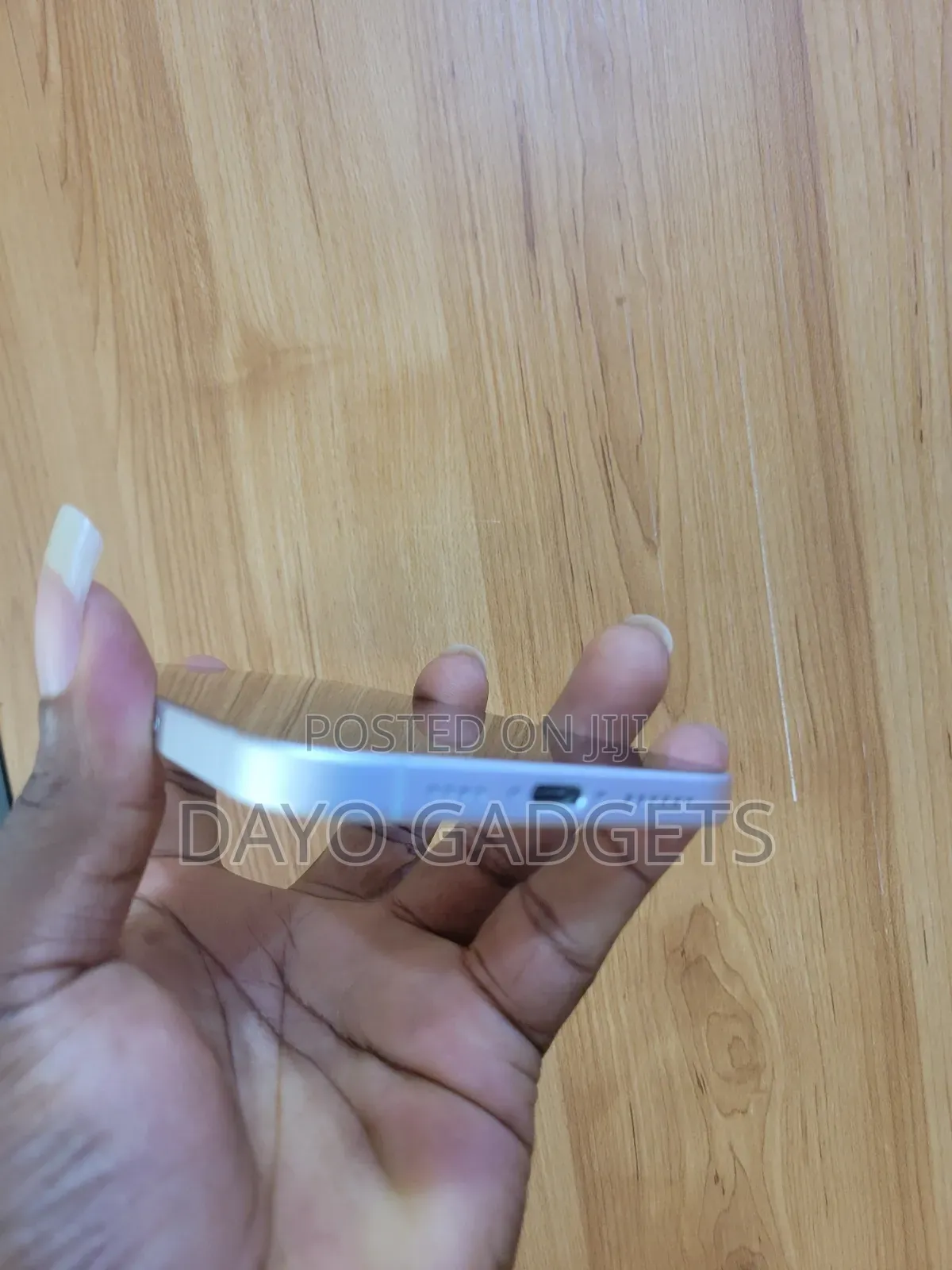 Apple iPhone 16 Plus 128 GB White