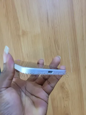 Apple iPhone 16 Plus 128 GB White