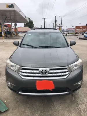 Toyota Highlander 2012 Gray