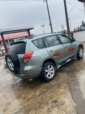 Toyota RAV4 2.0 VVT-i 2008 Green
